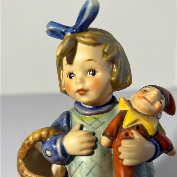 Goebel Hummel “What Now?” Figure. Special edition 1981. GH109 - Picture 10 of 10